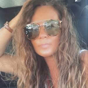 Meet your Posher, Jenn